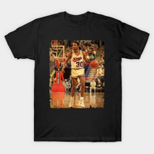 Kenny Smith - Vintage Design Of Basketball T-Shirt